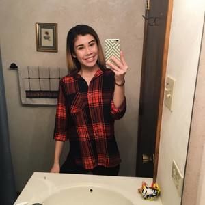 Meet your Posher, Andrea